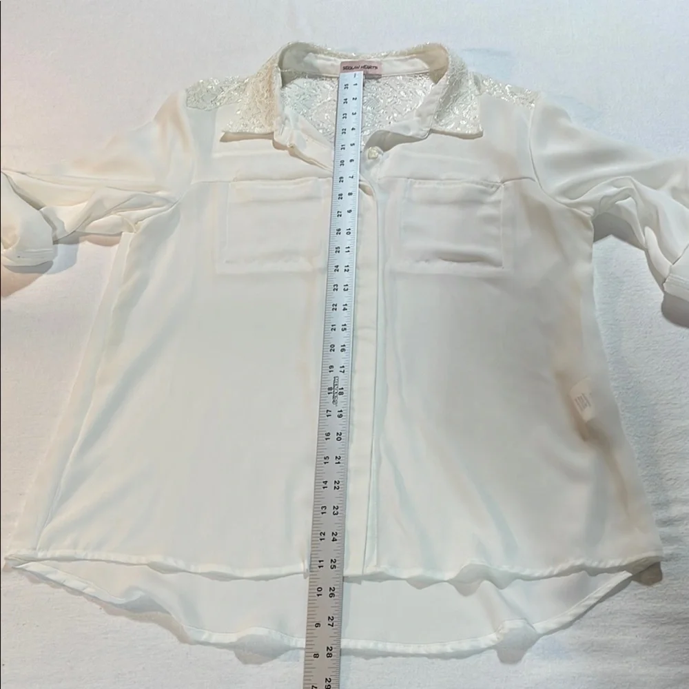 White 3/4 Sleeve Notched Collar Lace Women's Blouse  Sequins & Hearts - Picture 11 of 15